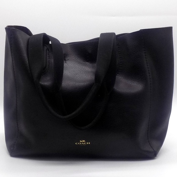 NWT Coach F58660 Derby Tote in Pebble Leather in Black//Oxblood
